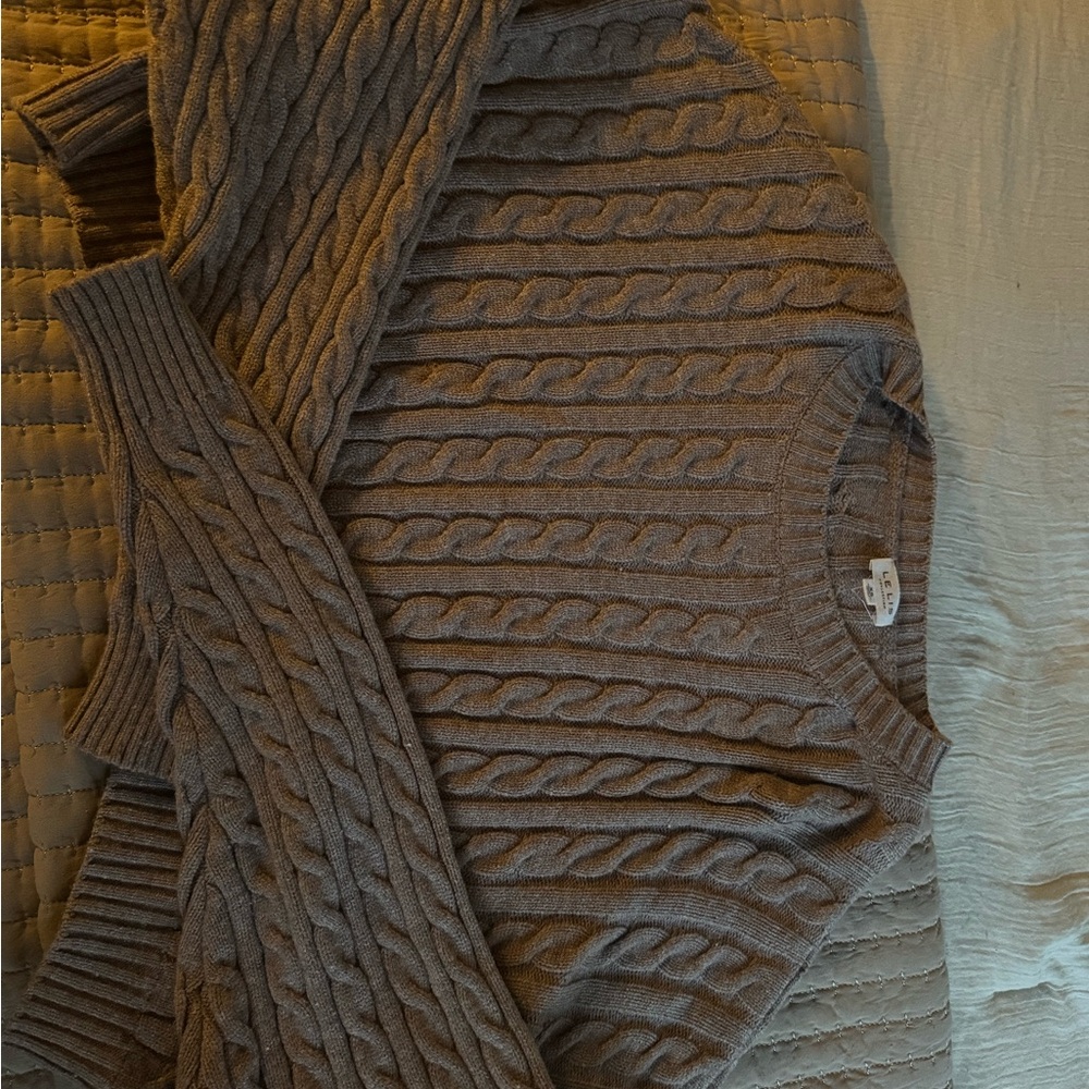 Le Lis Taupe Cable Knit Sweater
